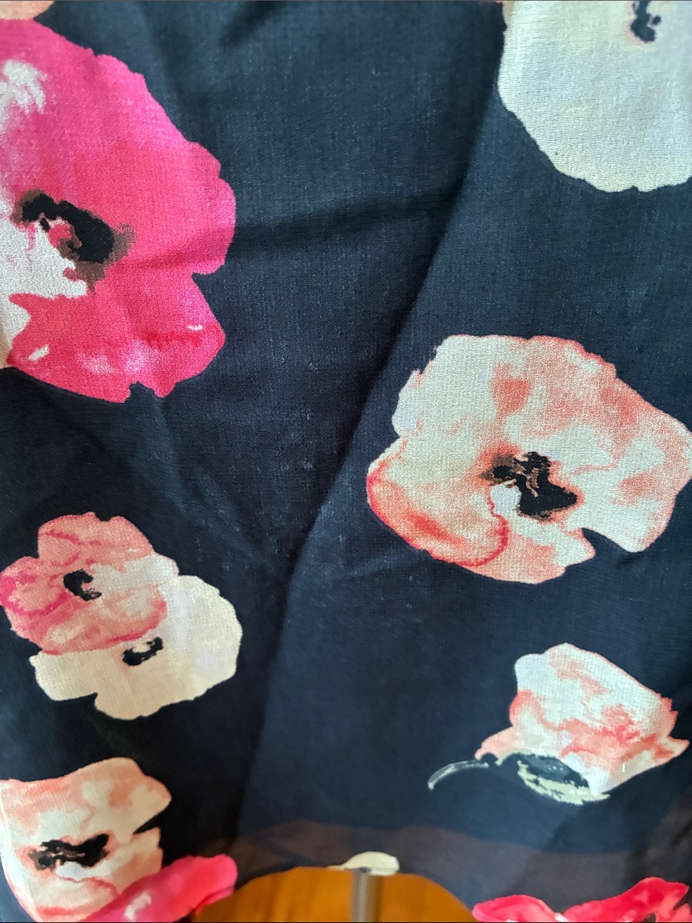 CAbi Navy Tunic with Pink & Cream Floral Print Size Small - Picture 4 of 9